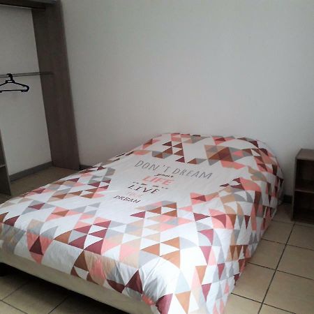 Appart Comme Chez Soi Pusignan Zewnętrze zdjęcie