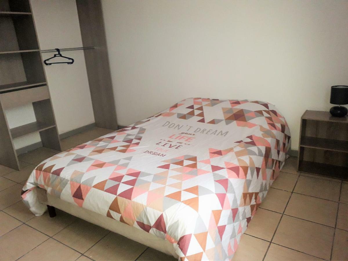 Appart Comme Chez Soi Pusignan Zewnętrze zdjęcie